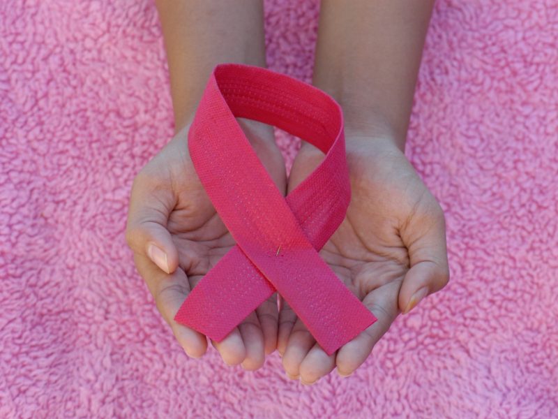 Ženám s agresivním typem nádoru prsu svítá naděje na novou léčbu