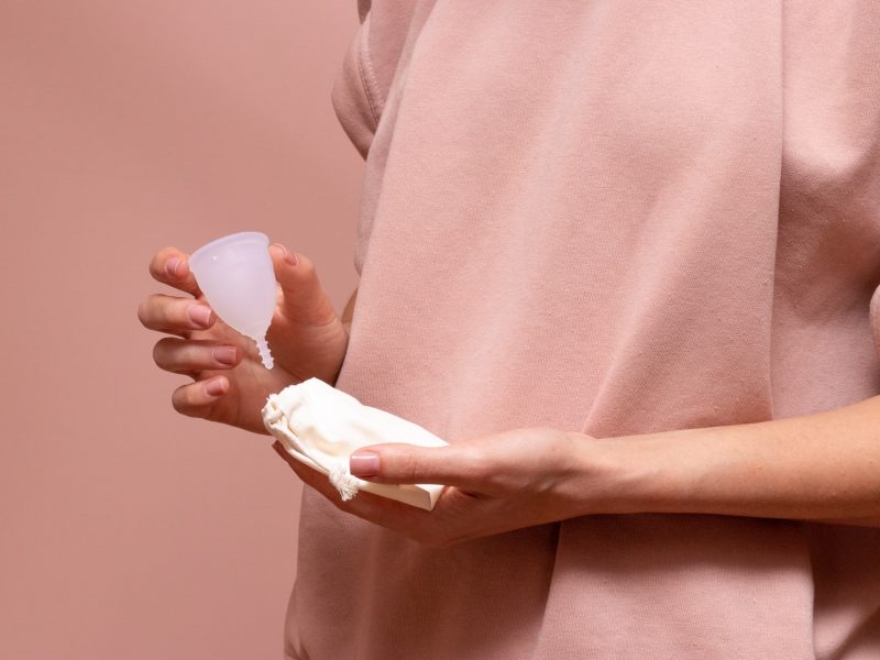 Ve Španělsku chystají placenou dovolenou pro ženy s bolestivou menstruací